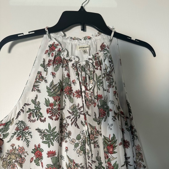 MAX STUDIO Floral Ruffled Dress - Picture 5 of 9